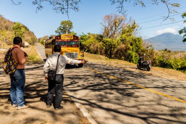 Ometepe volkanik ada