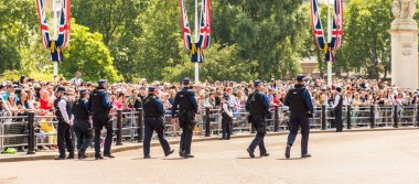 Renk günlerdir Queens Doğum günü