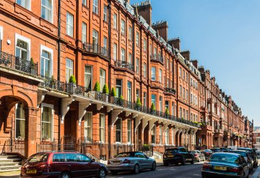 Knightsbridge Lonodnn varlıklı ve pahalı evleri