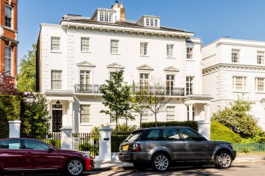 Londra'nın varlıklı ve pahalı evleri