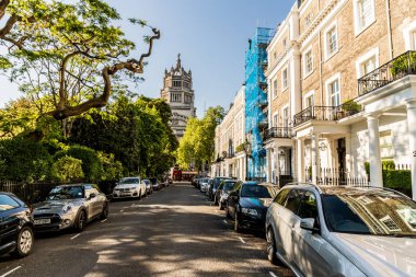 Londra'nın varlıklı ve pahalı evleri