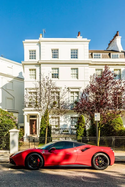 Londra'nın varlıklı ve pahalı evleri