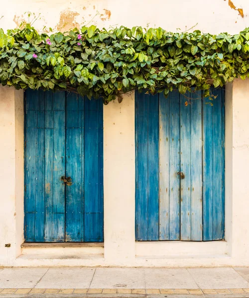 Uma visão típica de Cartagena Colômbia. — Fotografia de Stock