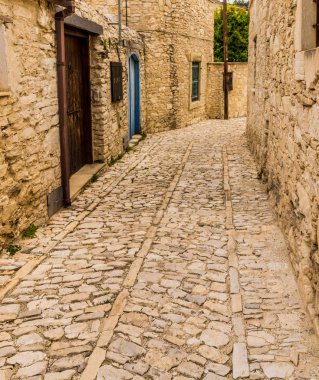 Geleneksel köy Lania Kıbrıs'ta bir görünümde.