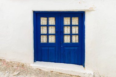 Geleneksel köy Omodos Kıbrıs'ta bir görünümde.