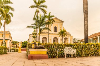 Plaza Major Trinidad Küba'da tipik bir görünümünü.