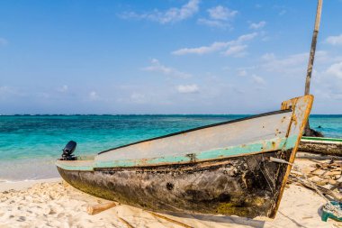 San Blas Adaları tipik bir görünümde