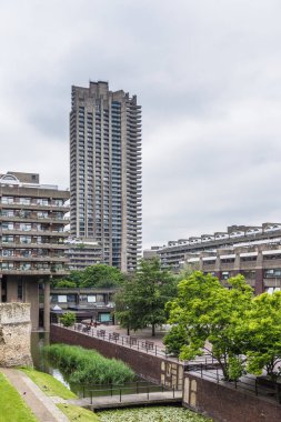 Londra'da barbican alanında tipik bir görünüm