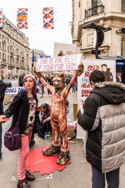 Londra 'nın merkezinde tipik bir manzara