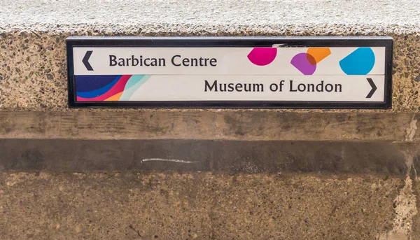 A typical view in the barbican area in london — Stock Photo, Image