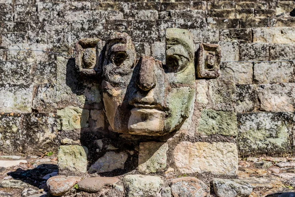 Una vista típica en las ruinas de Copán en Honduras . — Foto de Stock