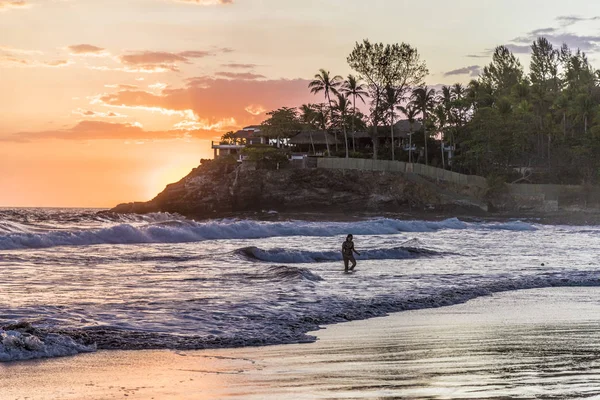 Una vista tipica a El Zonte in El Salvador — Foto Stock