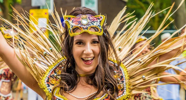 Notting Hill karnaval, Londra. 27 Ağustos 2018. Bazı Londra'daki Notting Hill karnavalında katılımcıların bir görünüm
