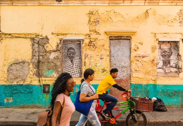 Una vista típica de Cartagena en Colombia . —  Fotos de Stock
