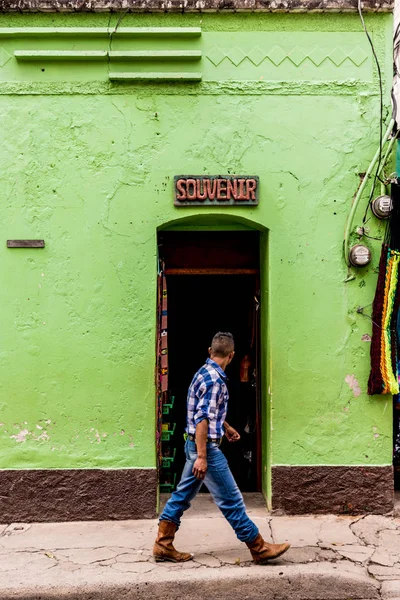 온두라스에서 코 판에 있는 마을 있는 전형적인 보기 — 스톡 사진