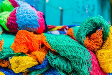 Renkli örgü balık ağlarına Satılık