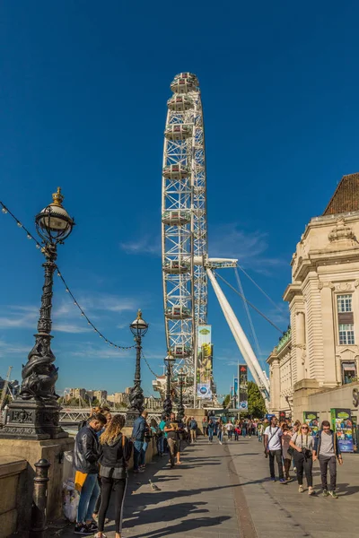 A typical view in Westminster in London — Stock Photo, Image