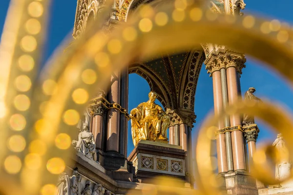 Une vue typique à Kensington à Londres — Photo