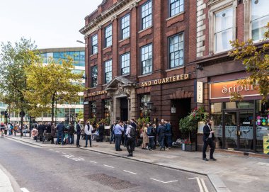 Londra 'da tipik bir manzara