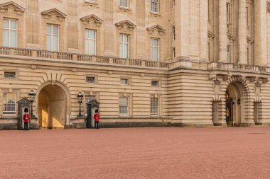Buckingham Sarayı'ndaki tipik bir görünüm