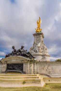 Buckingham Sarayı'ndaki tipik bir görünüm