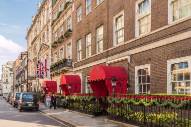 Mayfair 'de tipik bir manzara