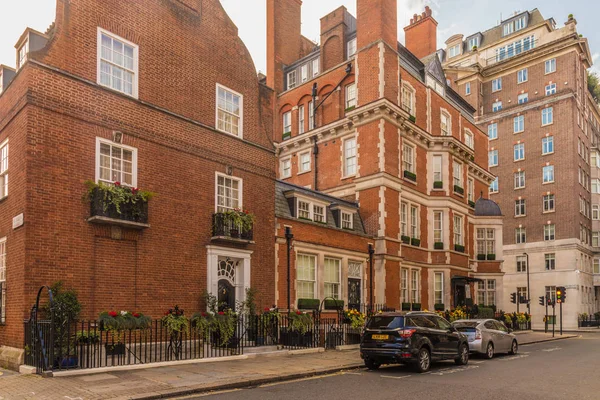 A typical view in Mayfair — Stock Photo, Image