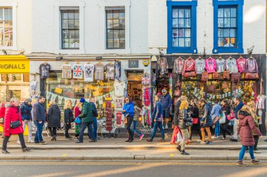 Portobello Road Market bir manzaraya