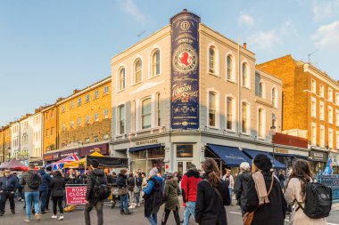 Portobello Road Market bir manzaraya