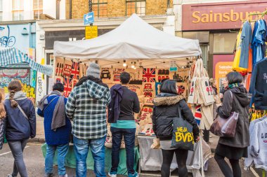 Portobello Road Market bir manzaraya