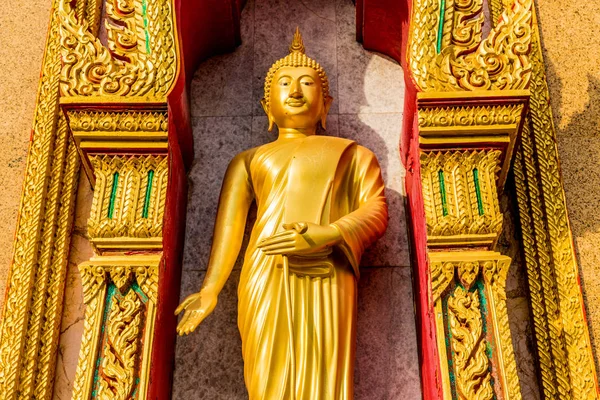 Tempio di Chalong in Thailandia in Asia — Foto Stock