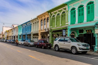 Tayland 'da Phuket kasabasında renkli mimari