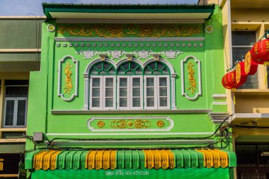 Tayland 'da Phuket kasabasında renkli mimari