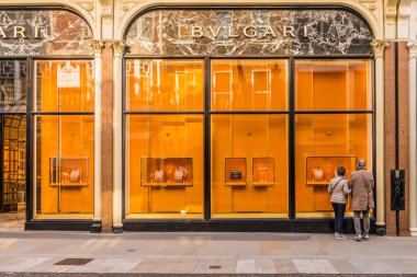Varlıklı Bond street Londra bir görünümünü