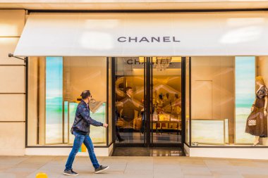 Varlıklı Bond street Londra bir görünümünü