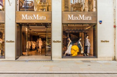 Varlıklı Bond street Londra bir görünümünü