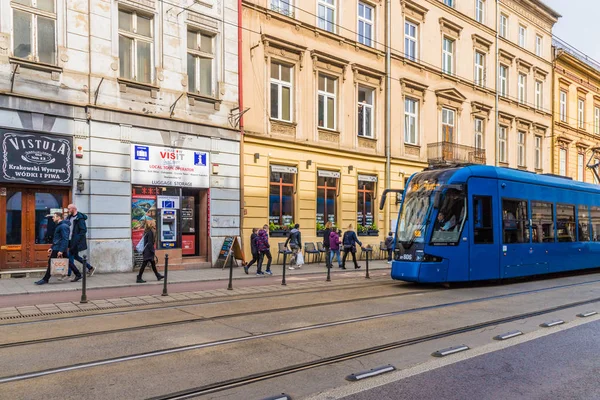 Tranvías locales en Cracovia en Polonia — Foto de Stock