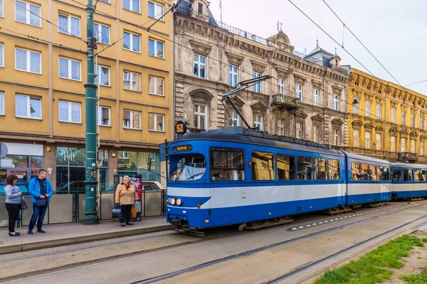 Tranvías locales en Cracovia en Polonia — Foto de Stock