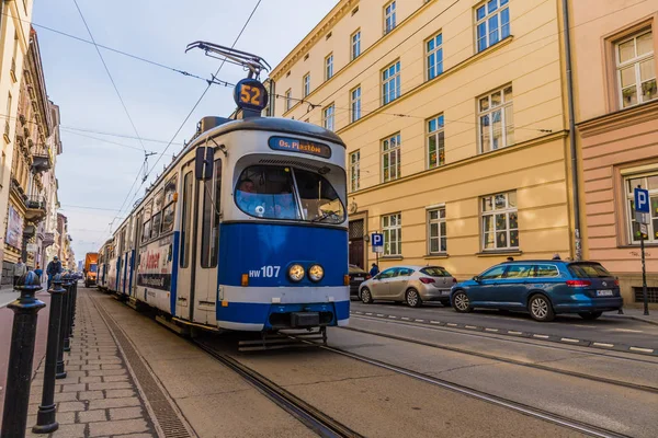 Tranvías locales en Cracovia en Polonia — Foto de Stock