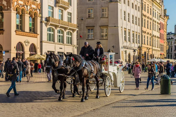 Krakow ortaçağ Old Town Ana Meydanı — Stok fotoğraf