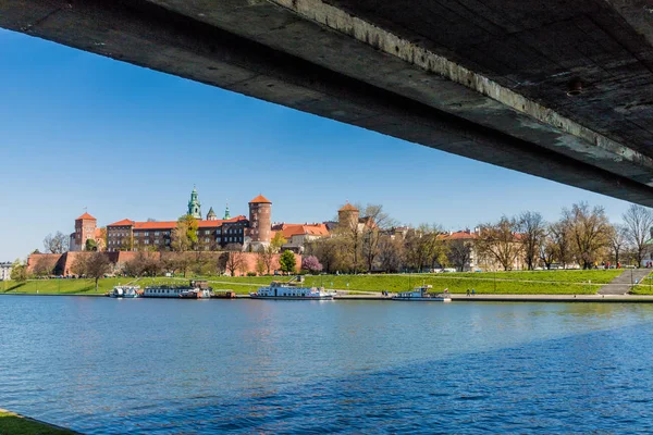 A view by the Vistula River in Krakow Poland — Stock Photo, Image