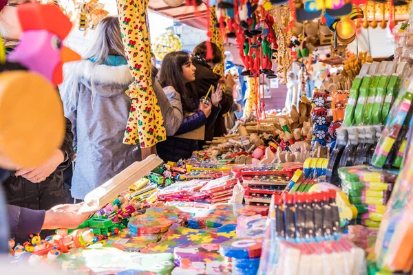 Den lokala marknaden i Krakow Old Town Main Square — Stockfoto