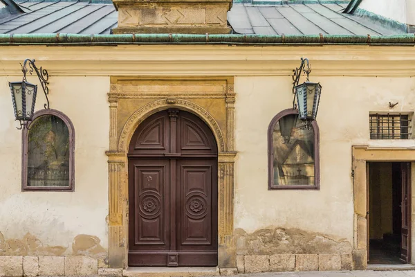Tipikus kilátás Krakkó régi városrészére — Stock Fotó