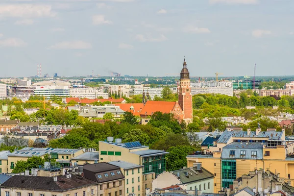 Vista elevada sobre a cidade velha medieval em Cracóvia — Fotografia de Stock