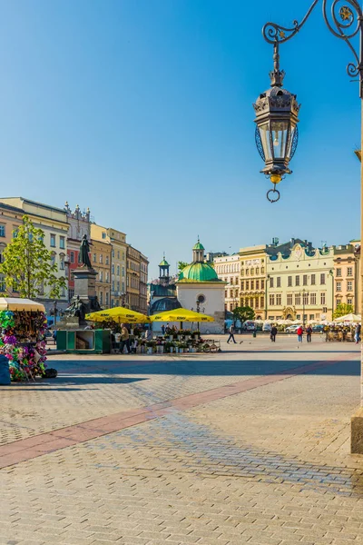 The medieval old town square in Krakow — Stock Photo, Image