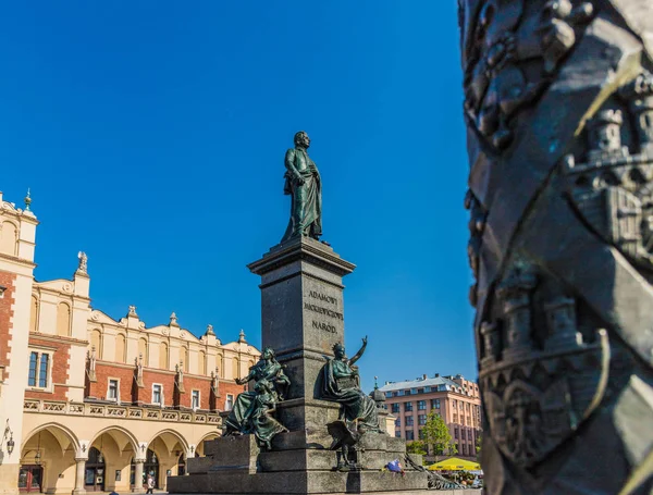 Středověké Staroměstské náměstí v Krakově — Stock fotografie