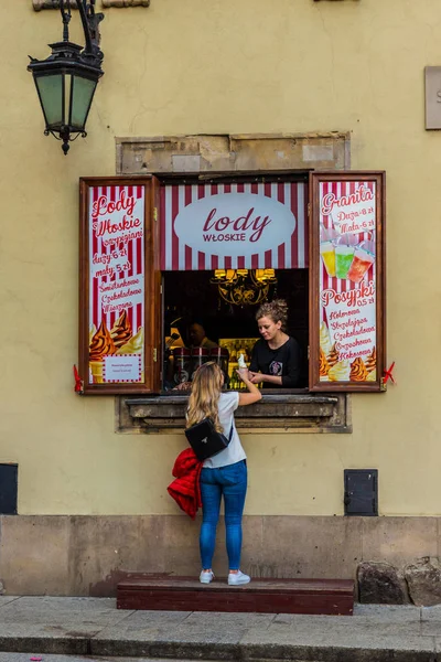 Ein typischer Blick in die Altstadt von Warschau — Stockfoto