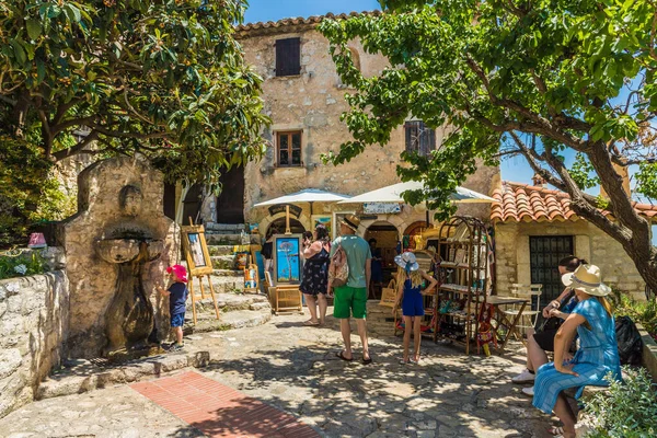 Fransa 'nın ortaçağ köyü Eze