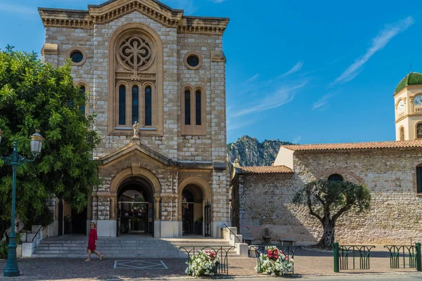 Church of the Sacred Heart of Beaulieu in Beaulieu sur Mer — Stock Photo, Image