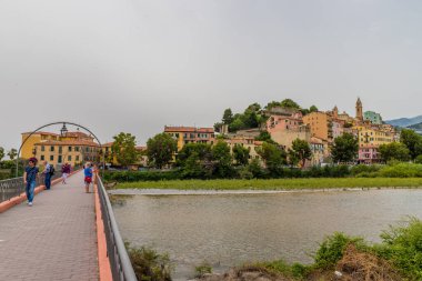 Ventimiglia İtalya 'da tipik bir manzara